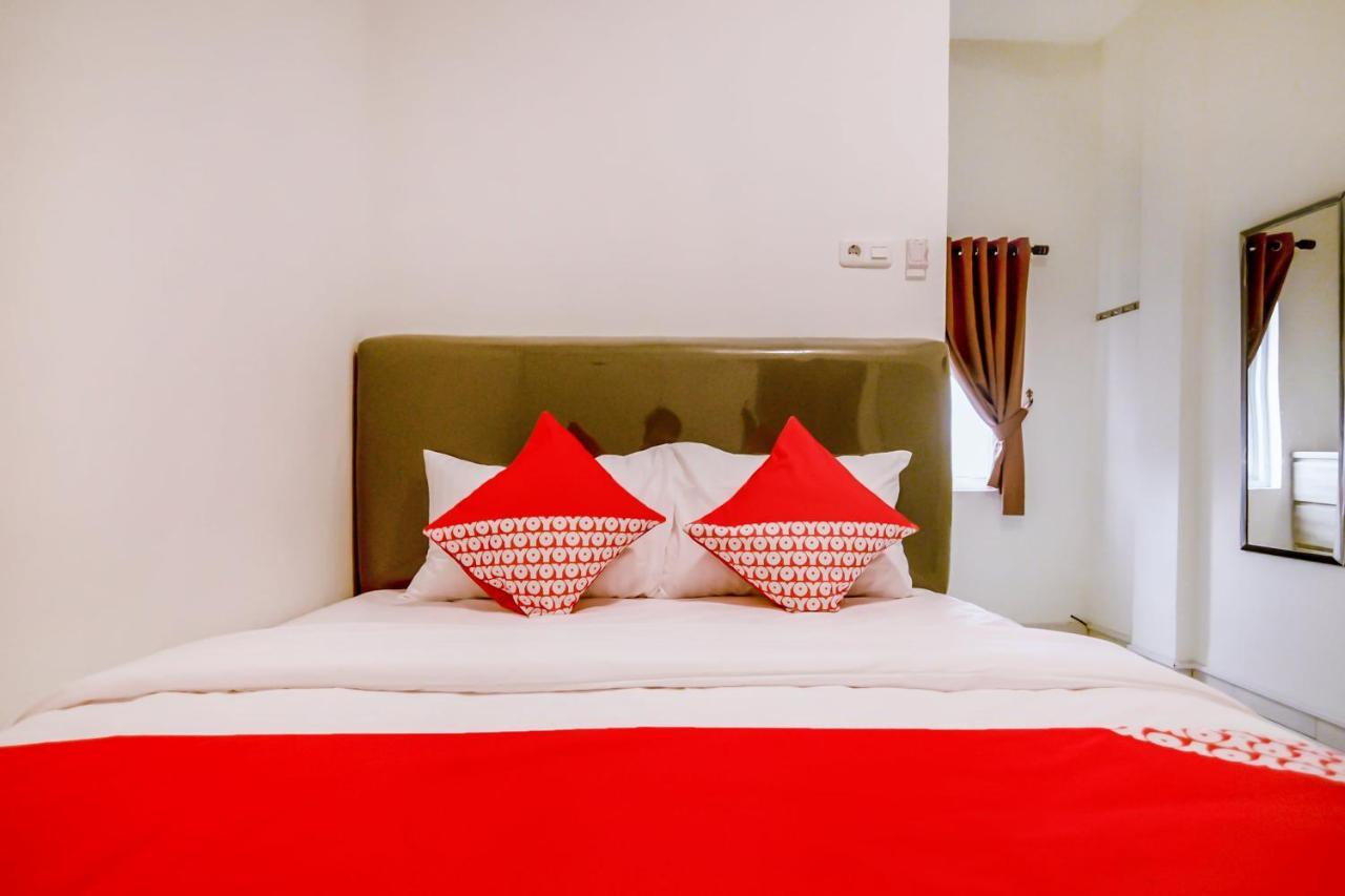 Oyo 183 The Pipe House Hotel Палембанг Екстериор снимка